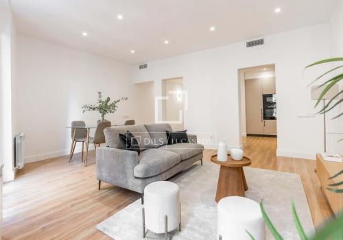Apartment for sale in Madrid - MAD73922