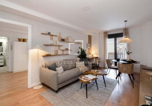 Apartment for sale in Madrid - MAD74135