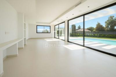 Дом на продажу в Las Lagunas - MRB73401 Дом на продажу в Las Lagunas - MRB73401