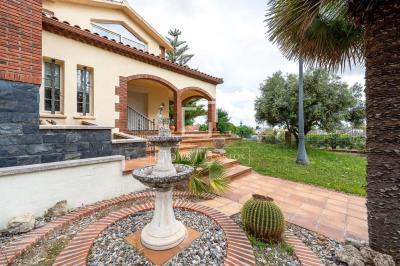 House for sale in Banyeres del Penedès - TAR70725