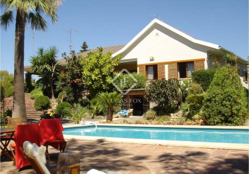 House for sale in La Cañada - VAL21827