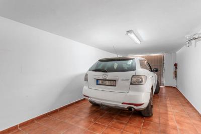 Вилла на продажу в Colonia Escandinavia-Cautivador - J-003381 Вилла на продажу в Colonia Escandinavia-Cautivador - J-003381