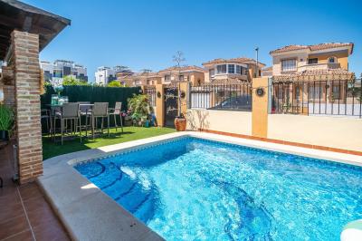 House for sale in Urbanizaciones - GL-15067