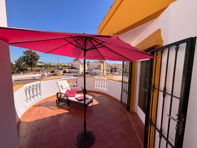Villa for sale in Aguilar de Campoo - RB-71544