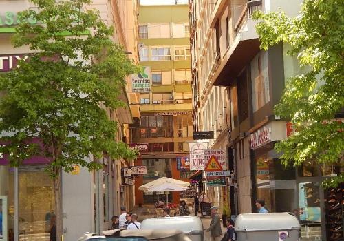 Premises to rent in Santander - 00817
