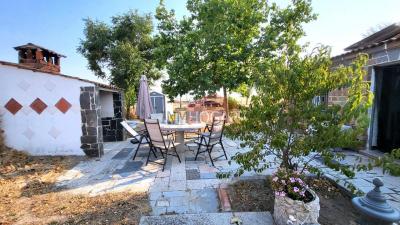Country property for sale in La Colilla - HV3261
