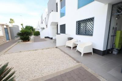 Bungalow in vendita a La Zenia, Orihuela - RV-46848 Bungalow in vendita a La Zenia, Orihuela - RV-46848