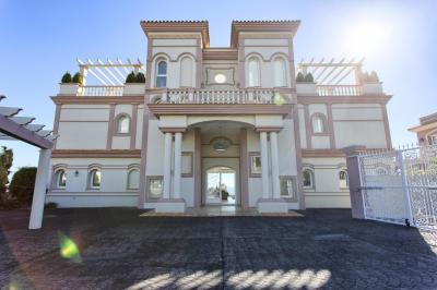 Villa myytävänä Los Flamingos - EC-BD2123