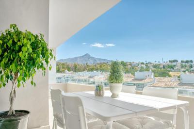Apartamento en alquiler en Rodeo Alto-Guadaiza-La Campana - EC-RE0006L Apartamento en alquiler en Rodeo Alto-Guadaiza-La Campana - EC-RE0006L
