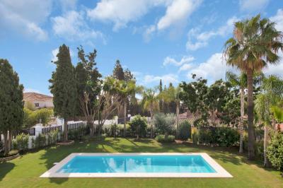 Villa en venta en Lomas de Marbella Club-Puente Romano - EC-AC2395 Villa en venta en Lomas de Marbella Club-Puente Romano - EC-AC2395