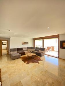 Apartamento en alquiler en Alto de los Monteros - EC-RE0051L Apartamento en alquiler en Alto de los Monteros - EC-RE0051L