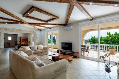 Villa zum miete in Lomas de Marbella Club-Puente Romano - EC-RE1039L Villa zum miete in Lomas de Marbella Club-Puente Romano - EC-RE1039L