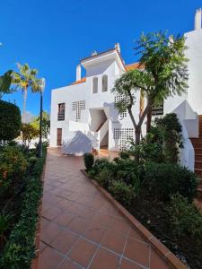 Апартаменты в аренду в Nueva Andalucía, Марбелья - EC-RE2002AL Апартаменты в аренду в Nueva Andalucía, Марбелья - EC-RE2002AL