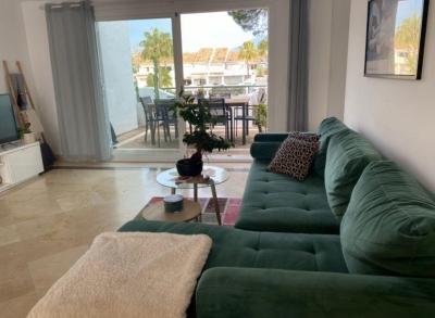 Piso en alquiler de vacaciones en Atalaya-Isdabe, Estepona - EC-RE1076S Piso en alquiler de vacaciones en Atalaya-Isdabe, Estepona - EC-RE1076S