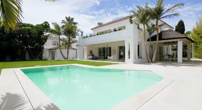 Villa en alquiler en Guadalmina Baja, Marbella - EC-RE1096L Villa en alquiler en Guadalmina Baja, Marbella - EC-RE1096L