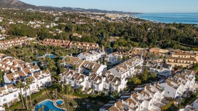 Haus zum verkauf in Lomas de Marbella Club-Puente Romano - EC-RR2581 Haus zum verkauf in Lomas de Marbella Club-Puente Romano - EC-RR2581