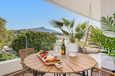 Holiday rental apartment in Playa Bajadilla-Puertos - EC-RE1094S Holiday rental apartment in Playa Bajadilla-Puertos - EC-RE1094S