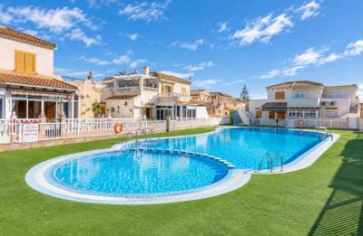 Chalet zum verkauf in Playa Flamenca, Orihuela - CG842465 Chalet zum verkauf in Playa Flamenca, Orihuela - CG842465