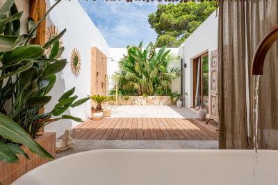 Apartment for sale in Sant Antoni de Portmany - CW-N-T-299 Apartment for sale in Sant Antoni de Portmany - CW-N-T-299