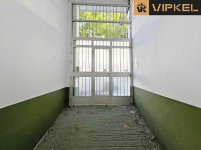 出售当地拉科鲁尼亚 - AS-184 出售当地拉科鲁尼亚 - AS-184