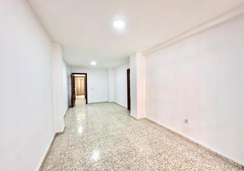 Flat for sale in Camino de Suárez - 001-08502