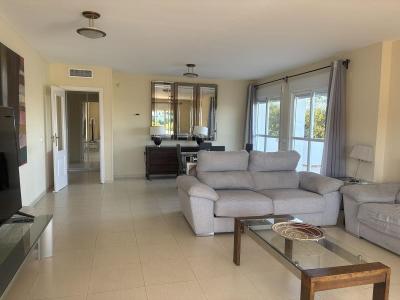 出售酒店式公寓Riviera Del Sol - R5318206