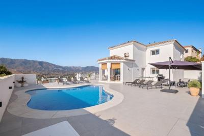 Talo myytävänä Hipódromo-Cerrado del Águila, Mijas - R5134285 Talo myytävänä Hipódromo-Cerrado del Águila, Mijas - R5134285