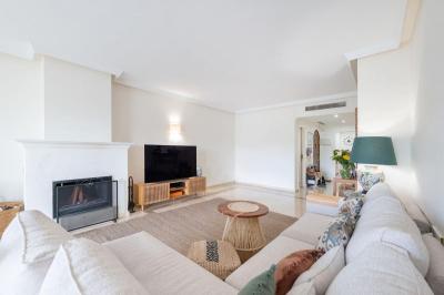 Lägenhet  till salu i Los Monteros - R5327572