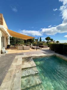 Casa in vendita a Estepona - R5286541