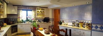Casa in vendita a Estepona - R5366632