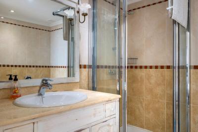 Casa in vendita a Estepona - R5002264