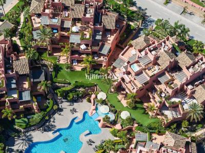 Duplex in vendita a Estepona - R5359759