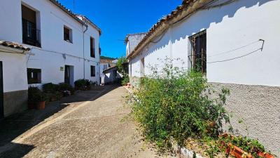Villa for sale in Corteconcepción - Enmedio