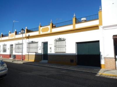 Casa en venta en Villanueva del Ariscal - Agosto Casa en venta en Villanueva del Ariscal - Agosto