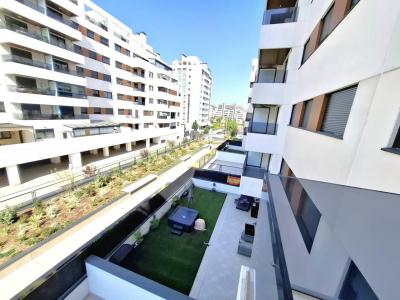 Flat to rent in Casco Histórico de Vicálvaro - 3681930708