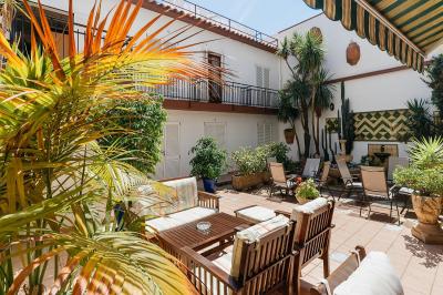 Premises for sale in Malgrat de Mar - BCN-00043-24-Hotel