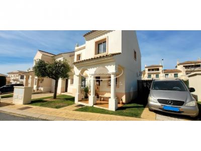 House for sale in Costa Esuri - 10077