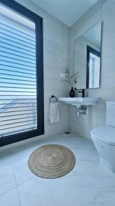 Villa for sale in Sitio de Calahonda - AM-532