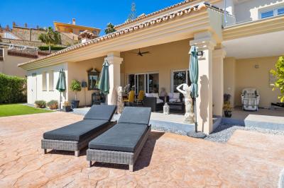 Villa for sale in Mijas Pueblo - Peña Blanquilla - 01830