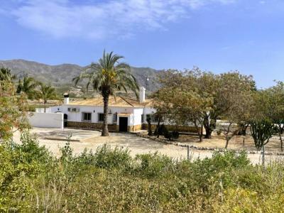 Villa te koop in La Muleria-Burjulú-Herrerías, Cuevas del Almanzora - API-LM0100 Villa te koop in La Muleria-Burjulú-Herrerías, Cuevas del Almanzora - API-LM0100