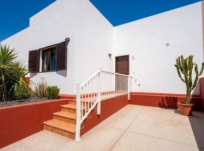Talo myytävänä Corralejo, La Oliva - ADO0003 Talo myytävänä Corralejo, La Oliva - ADO0003