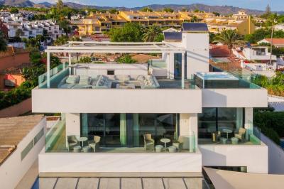 Villa myytävänä Las Chapas-El Rosario, Marbella - R5116708 Villa myytävänä Las Chapas-El Rosario, Marbella - R5116708