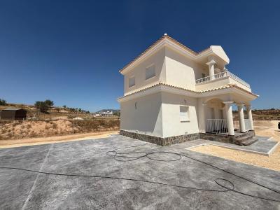 Country property for sale in Pinoso - 5726
