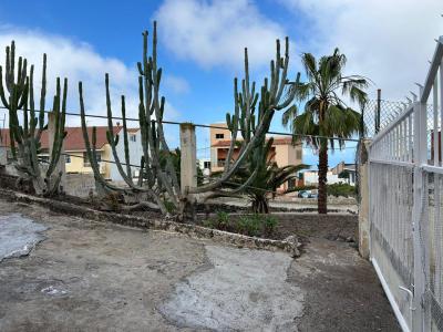 Chalet for sale in Guia de Isora, Guía de Isora - CHA0099