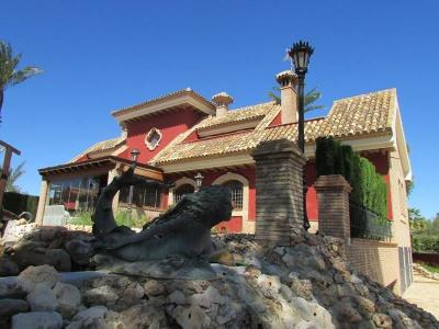 Вилла на продажу в Campoamor - 21046 Вилла на продажу в Campoamor - 21046