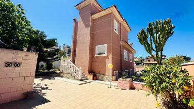 Villa till salu i Los Balcones - Los Altos del Edén - 21216 Villa till salu i Los Balcones - Los Altos del Edén - 21216