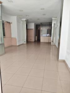 Premises for sale in Camino de Ronda - 40674