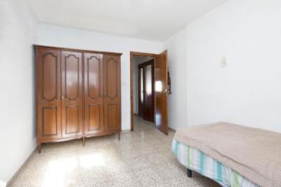 Flat to rent in Centro-Sagrario, Granada - 31416