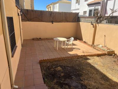 Chalet to rent in Gójar - 44162