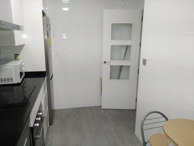 Apartment to rent in Zaidín, Granada - 33194